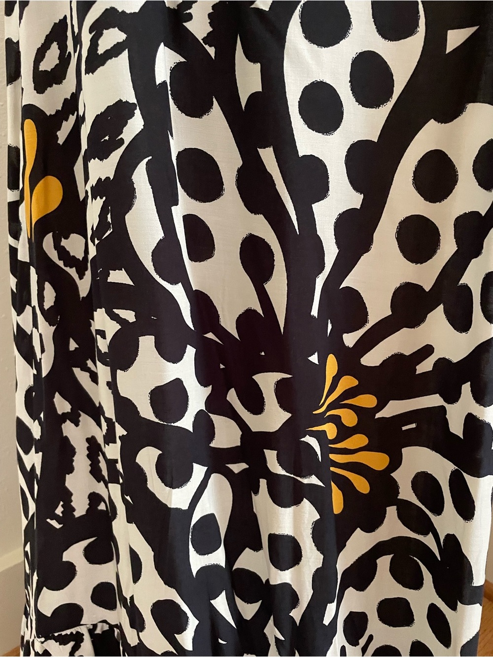 FARM Rio Black White & Yellow Graphic Floral Maxi Dress - Picture 9 of 9